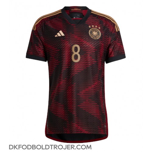 Billige Tyskland Leon Goretzka #8 Udebane Fodboldtrøjer VM 2022 Kortærmet